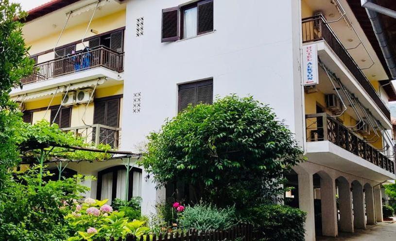 Hotel Alkyon 卡拉内拉 外观 照片